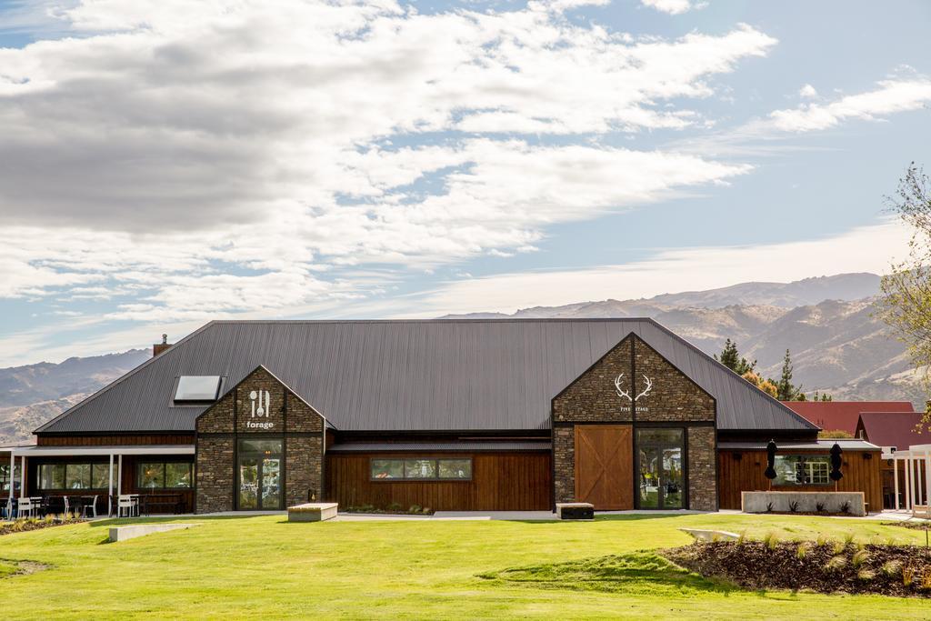 The Harvest Hotel Cromwell Exteriör bild